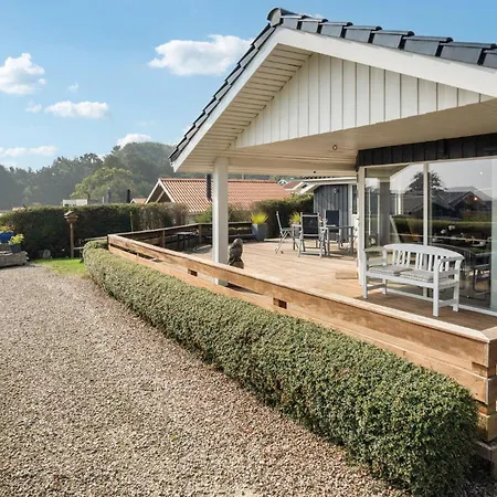 Casa vacanze Awesome In Bjert With Wifi